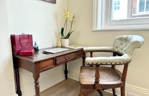 Bryanston and Dorset Square Apartamento | Chic Marylebone Studio, Walk to Oxford Street or Regent's Park, by The Design Traveller