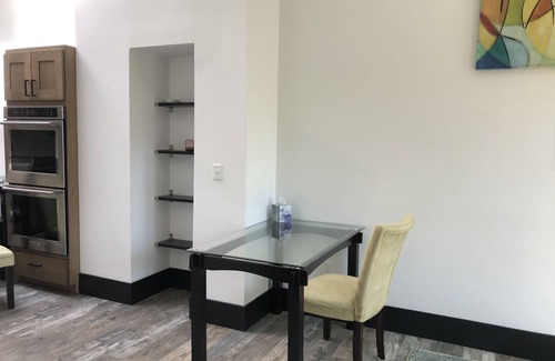Olympia Apartamento | Chic Modern Luxury - 1 bdrm apartment downtown