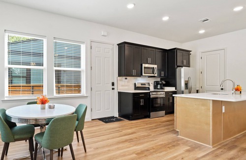 Downtown Memphis Casa | Chic new build 2BR/2BA near downtown Memphis