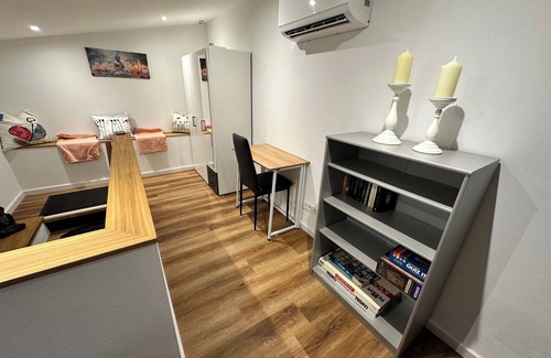 Niederhausen Apartamento | Chic new vacation home with terrace and fenced garden ideal for 2