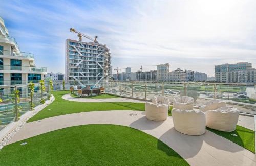 Al Barsha Apartamento | Chic One-Bed Haven w Pool & Gym Heart of Dubai