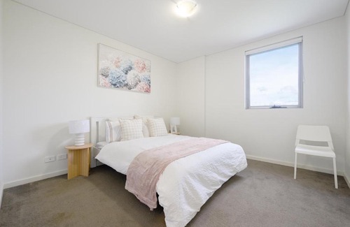 Warwick Farm Apartamento | Chic One-Bedroom Hideaway with Free Parking&Wi-Fi