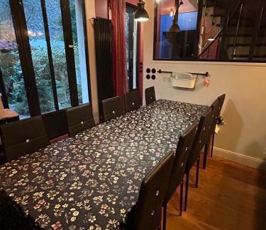 Vignerons Casa | Chic Parisian House, 30 min Disney