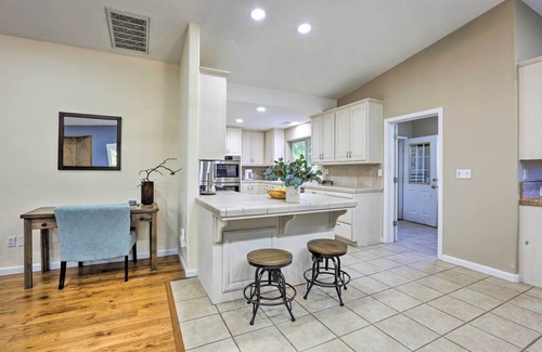 Winters Casa | Chic Ranch-Style Home on 33-Acre Walnut Ranch