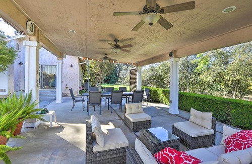 Winters Casa | Chic Ranch-Style Home on 33-Acre Walnut Ranch