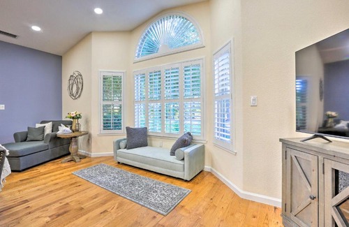 Winters Casa | Chic Ranch-Style Home on 33-Acre Walnut Ranch