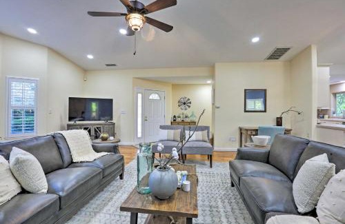 Winters Casa | Chic Ranch-Style Home on 33-Acre Walnut Ranch