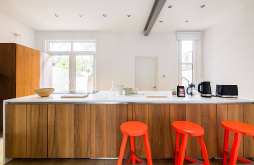Notting Dale Casa | Chic Residence Architect Crafted