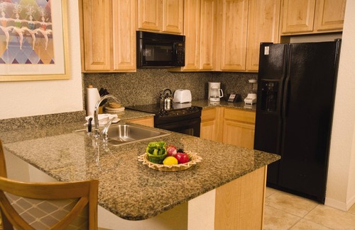 Survey Creek Complejo | Chic resort in fabulous Pompano Beach with fitness room, WiFi @ Palm-Aire