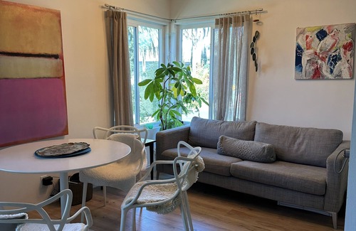 Del Rey Apartamento | Chic retro apartment 5 min from LAX airport 7 min to the beach