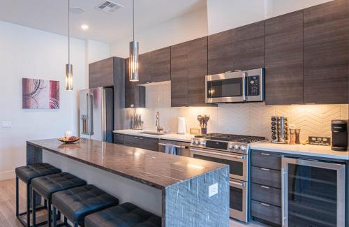 North Scottsdale Apartamento | Chic & Serene ,Work Remotely in 5-Star Comfort 4003