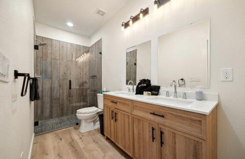 New Braunfels Chalet De Esquí | Chic Spacious A-Frame Ideal for a Relaxing Getaway in Texas
