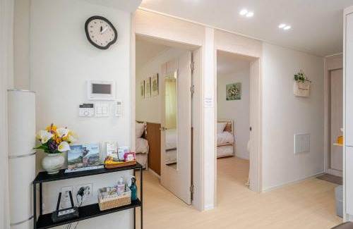 Hapjeong-dong Apartamento | Chic Stay 합정역 10분이내 신축 # 엘리베이터 # 최대 8인
