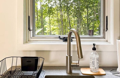 Bloomville Casa | Chic Tiny House Hideaway | Peaceful Country Retreat