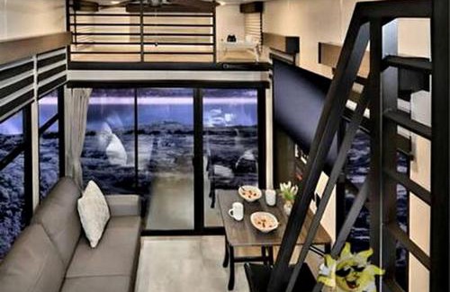 Quitman Casa | Chic Tiny House with Lofted Interior Perfect for a Family Escape in Texas