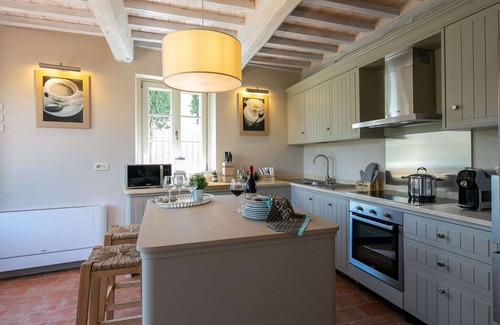 Pietraia Casa | Estancia elegante en la Toscana con baño de vapor