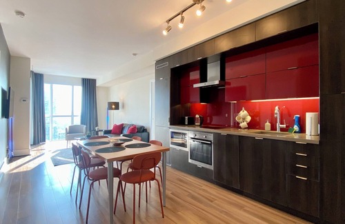 Toronto Entertainment District Apartamento | Chic Urban Gateway in Toronto