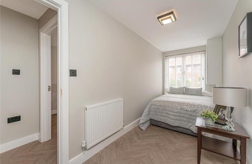 Dalgarno Apartamento | Chich & Cushy apartment in Portobello