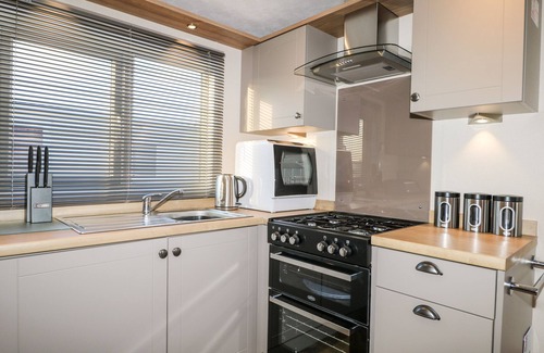 Chichester Cabaña | Chichester Lakeside Holiday Park
