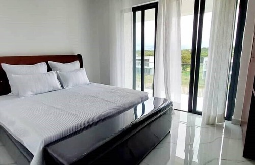 Lusaka Casa | Chichi Luxurious-Zebra