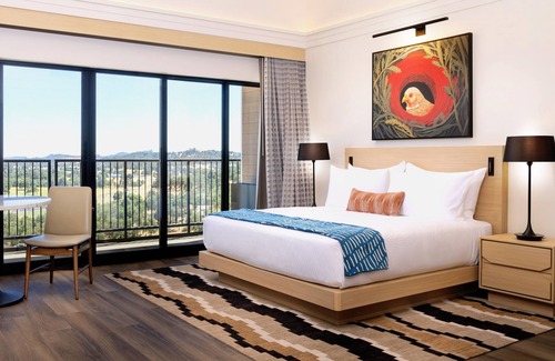 Jamestown Hotel | Chicken Ranch Casino Resort