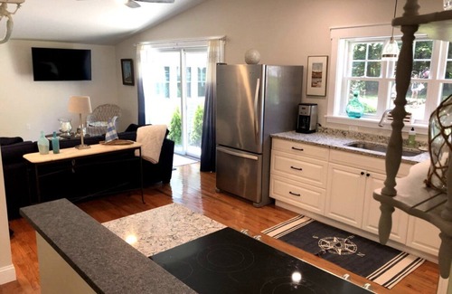 Ogunquit - Wells Condominio | Chicky's Place - Spacious Two Bedroom Condo- 15 min walk to Footbridge Beach