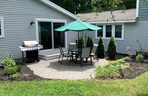 Ogunquit - Wells Condominio | Chicky's Place - Spacious Two Bedroom Condo- 15 min walk to Footbridge Beach
