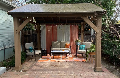 Chico Casa | Chico Charmer steps away from downtown, Chico State, & Lower Bidwell Park