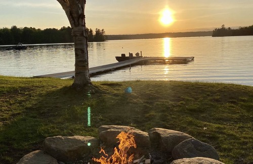 Algonquin Highlands Cabaña | Child Friendly w/ Private Beach & Epic Sunsets