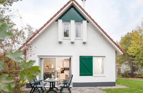 Hoogersmilde Cabaña | Child-friendly bungalow for 6 persons