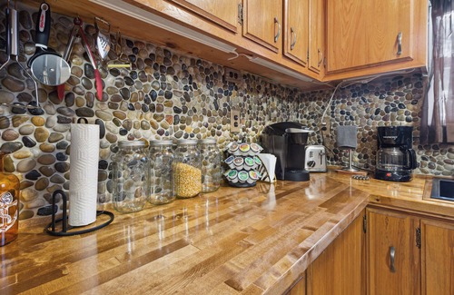 St. Helen Casa | Child/Infant/Pet friendly, Close to the Beach/Trails, Multiple Trailer Parking!