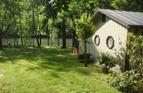Luray Cabina | Chill'axin En El Alquiler de cabañas de río Shenandoah
