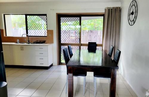 Manunda Casa | Chill out space close to town