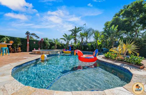 Linda Vista Casa | Chill Tulum Vibes 5BR Retreat with Pool, Spa, Games!