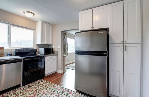 Auburn Apartamento | Chillin' By The River