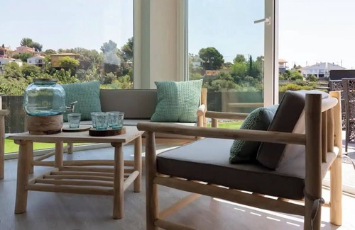Santa Susanna Villa | Chillout House with heated pool 29°C Sea & Mountain View