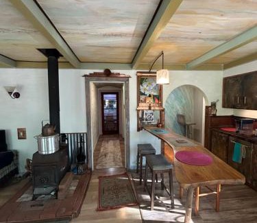 Almont Casa | Chillshack