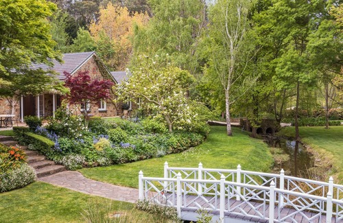 Stirling Casa | CHILTERNS OF STIRLI - Adelaide Hills Wonderland