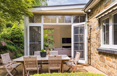 Stirling Casa | CHILTERNS OF STIRLI - Adelaide Hills Wonderland