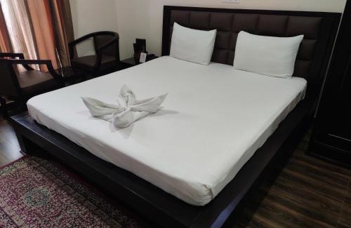 Palampur Hotel | Chimbalhar Heights