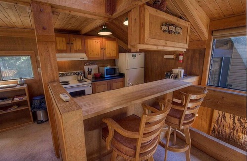 Zephyr Cove Condominio | Chimney Rock Condo 3 Bedroom Condo by RedAwning