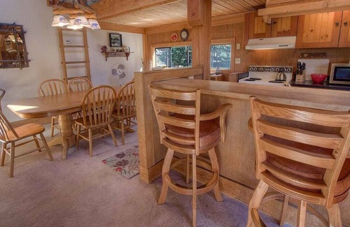 Zephyr Cove Condominio | Chimney Rock Condo 3 Bedroom Condo by RedAwning
