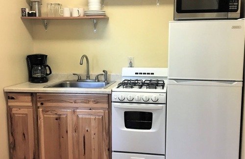 Willow Creek Cabaña | China Creek Cottages