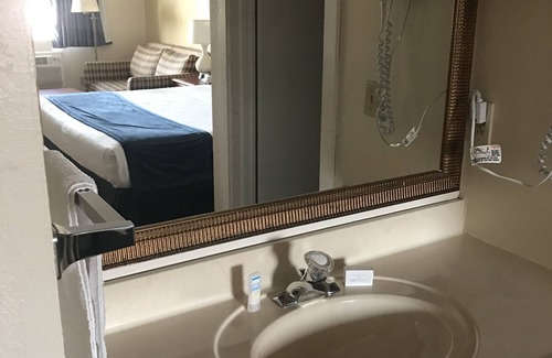 Chincoteague Hotel | Chincoteague Inn