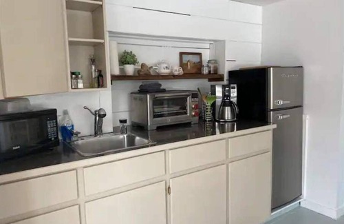 Campbell River Cabaña | Chinook Cottage H591005337