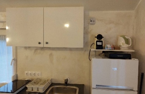 Ujbarok Apartamento | Chiomei House close M1