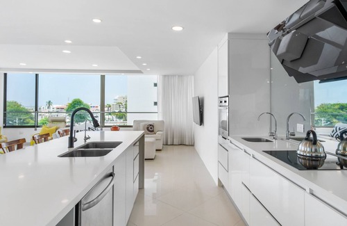 Salinas Condominio | Chipipe De Lujo Zona Privilegiada En Plena Playa