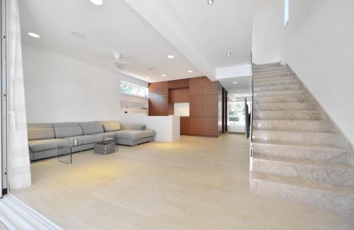Bol Apartamento | Chiponsky One - 5 star beachfront property