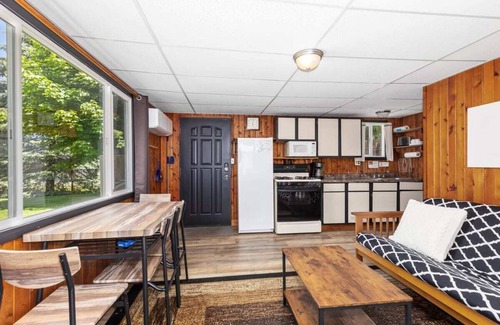 Chippewa Lake Cabina | Chippewa Bluffs Resort - 2BR 2BA Cabins