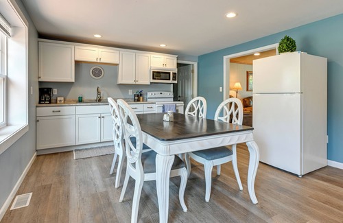 Lake Wissota Cabaña | Chippewa Falls Retreat on Lake Wissota w/ 2 Decks!